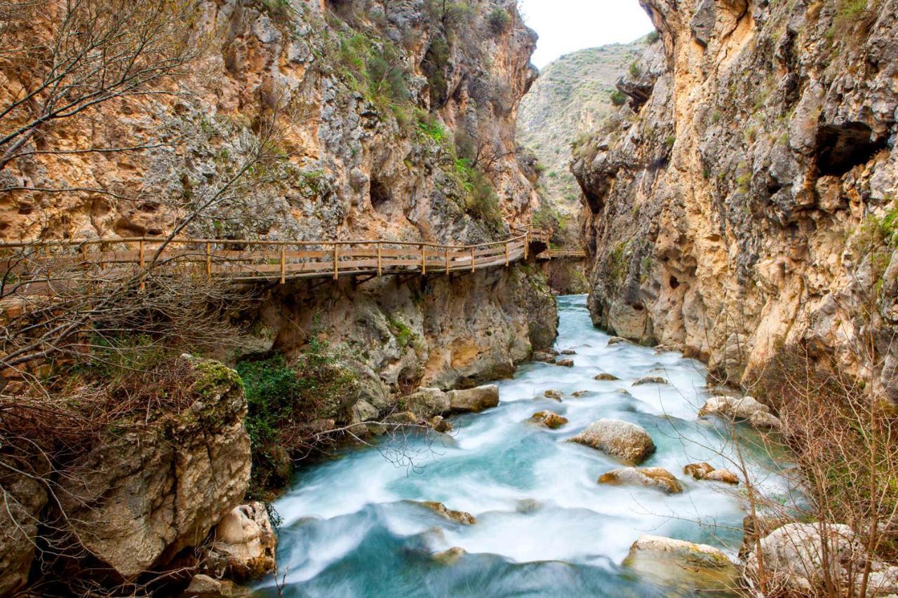 Апартаменты Cueva Maite Кортес-де-Баса Экстерьер фото